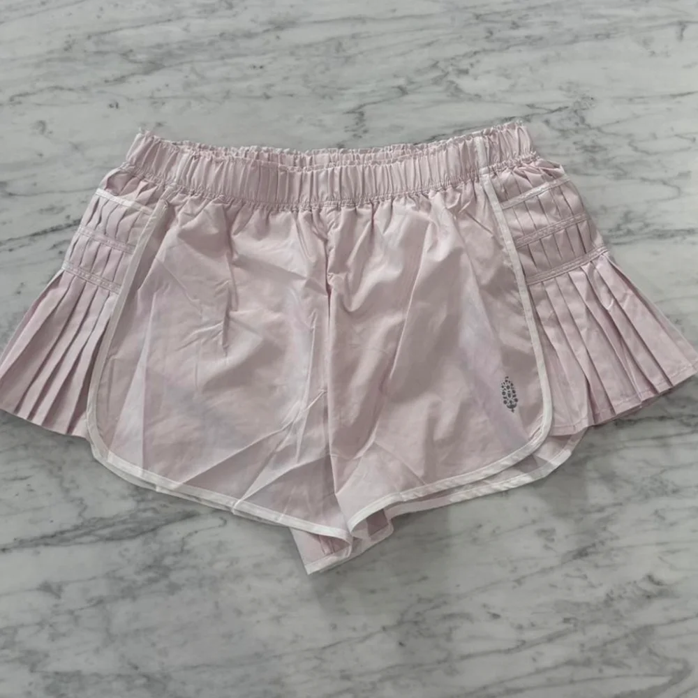 🩷FP Movement Easy Tiger Pleated Athletic Shorts Rose Wash Color - Picture 3 of 7